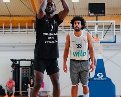 Andre Fox basketball player